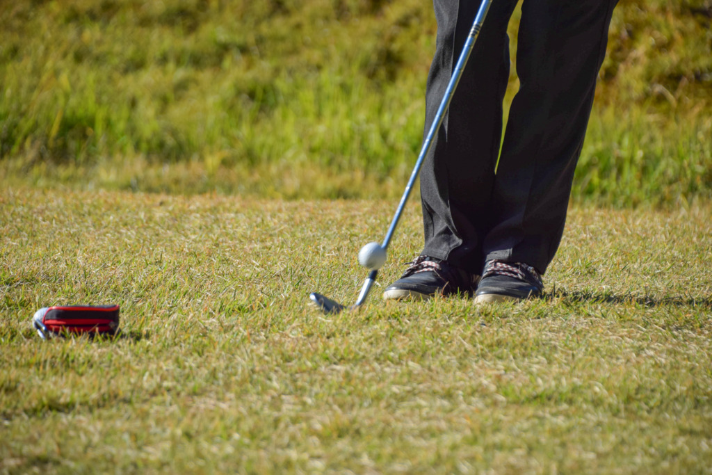 ゴルフ初心者におすすめの練習方法 最初はアプローチから 飛衛門 トビエモン 飛衛門